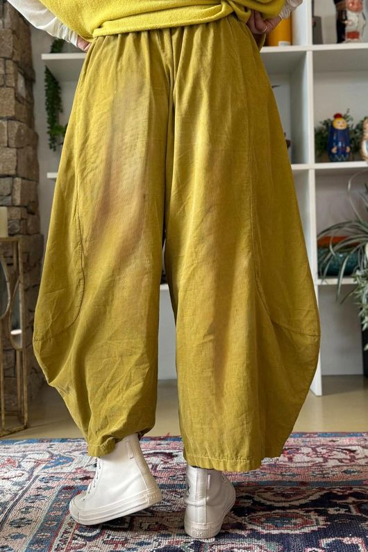 Bateau Needlecord 7/8 Barrel Culotte Pant Mucky Olive